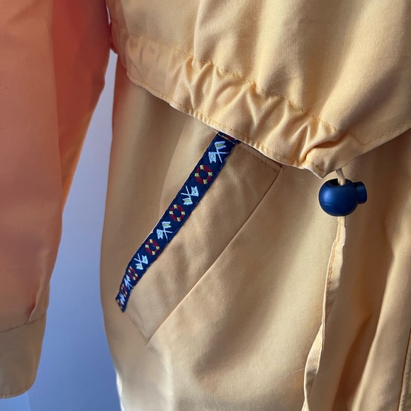 Vintage Thunder Bay Yellow Windbreaker Jacket Size 9/10 - Picture 10 of 16